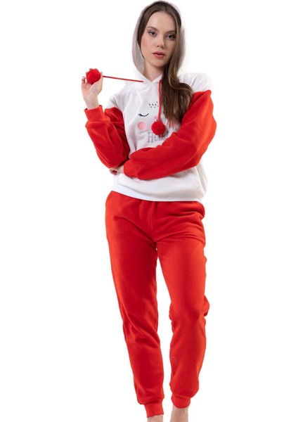 Kadın Polar Kırmızı Beyaz Kapüşonlu Ponponlu Desenli Manşetli Uzun Kollu Pijama Takımı