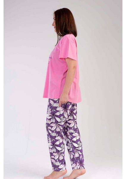 Kadın Pembe Kısa Kollu Çiçek Desenli Bisiklet Yaka Oval Etek Süprem Pijama Takımı fiyatları