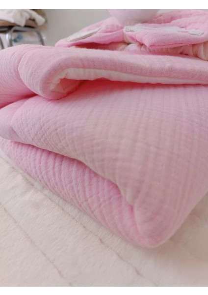 Yenidoğan 4 Kat Müslin Kumaş Kulaklı Patili Fiyonk Bebek Battaniyesi Kundak Pembe
