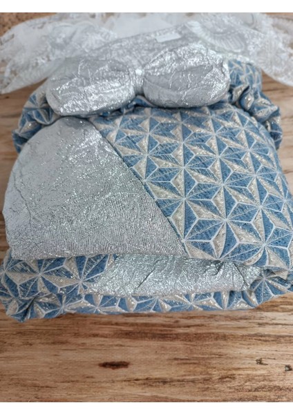 Yenidoğan Piramit Desenli Güpür Işlemeli Bebek Battaniyesi Kundak Gümüş modelleri