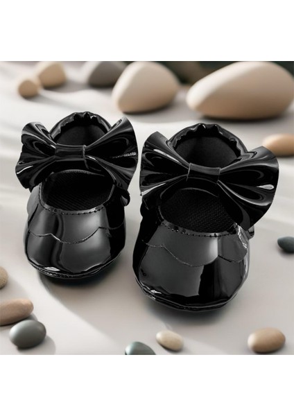Kız Bebek Makosen Ayakkabı Siyah Rugan Fiyonklu Lastikli Ilk Adım Ayakkabısı