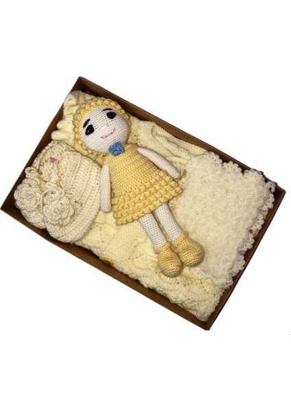 Bekay Kadın Kooperatif Bekay Kadın Kooperatifi Sarı 4'lü Yelek,patik,banyo Lifi ve Amigurumi Bebek Seti
