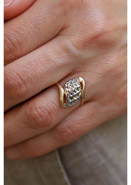 14 Ayar Altın Taşsız Işıltılı Yüzük modelleri