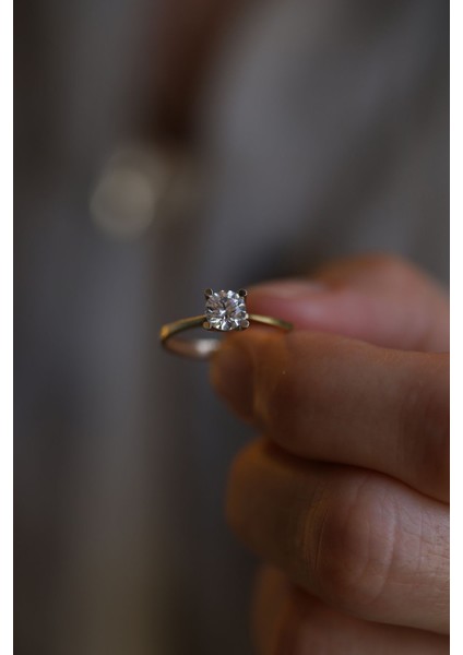 14 Ayar Altın Tek Taş Model Dört Tırnak Montürlü Yüzük fiyatları