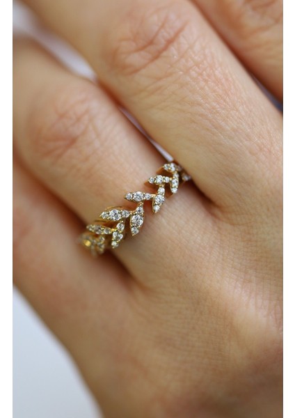 14 Ayar Altın Taşlı Yaprak Yüzük