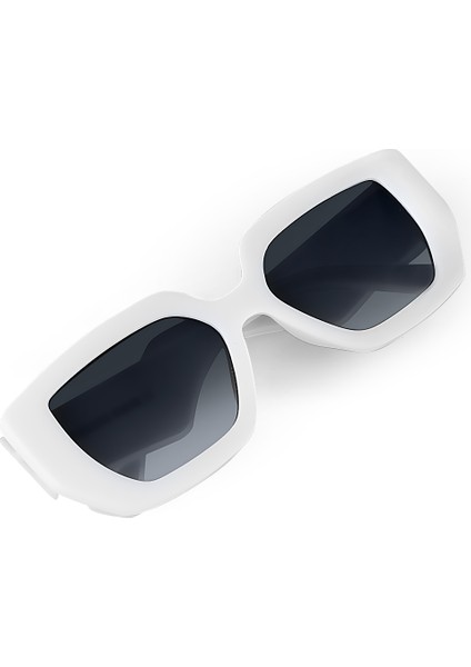 Beyaz Kadın Güneş Gözlüğü modelleri