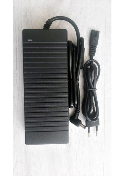 12 Volt 10AMPER 120 Wat Çok Amaçlı Adaptör Güç Kaynağı-Mrty fırsatları