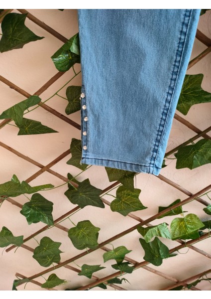 Paçası Taşlı Açık Mavi Kot Pantolon Açık Mavi - 46