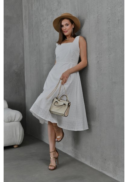 Kare Yake Kolsuz Astarlı Brode Elbise modelleri