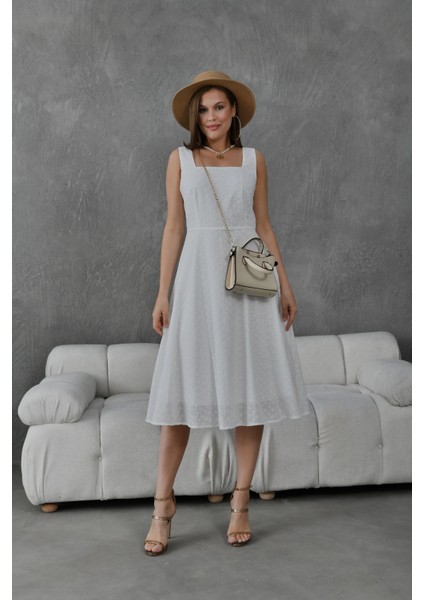 Kare Yake Kolsuz Astarlı Brode Elbise indirimleri