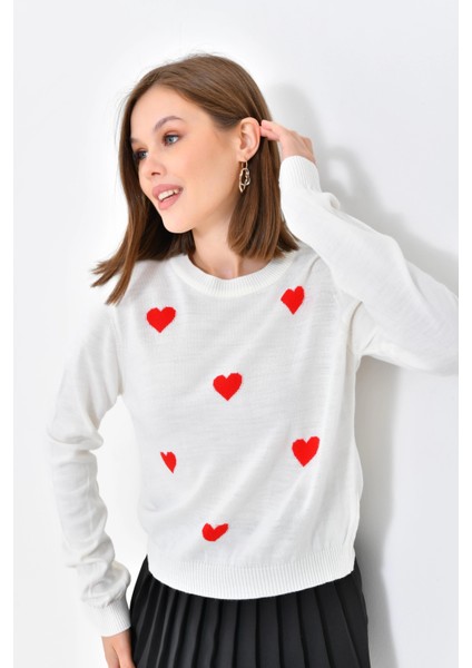 Bisiklet Yaka Kalp Desenli Triko Kazak fırsatları