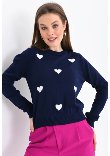 Bisiklet Yaka Kalp Desenli Triko Kazak fiyatları