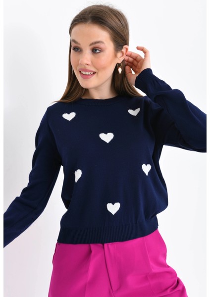 Bisiklet Yaka Kalp Desenli Triko Kazak fırsatları