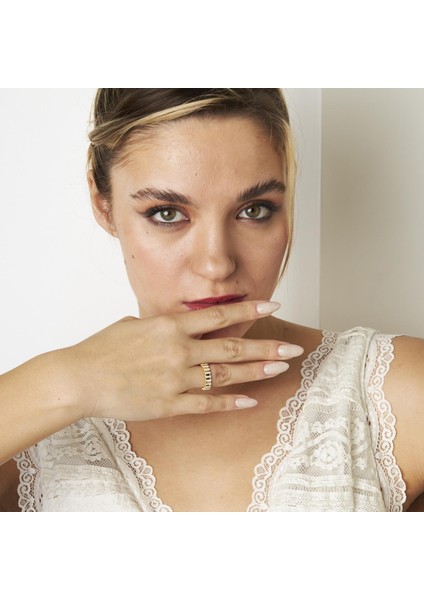 Taşlı Şık Yüzük fırsatları