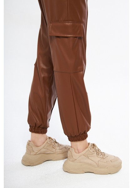 Şardonlu Beli Lastikli Deri Kadın Pantolon fırsatları