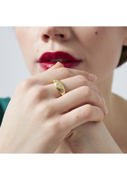 Güneş Desenli Taşlı Yüzük indirimleri