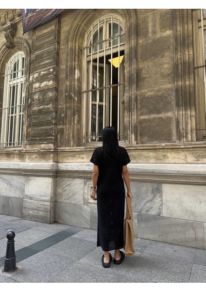 Uzun Astarlı Triko Elbise