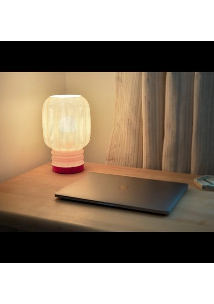 3D Dekoratif Masa Lambası Brust
