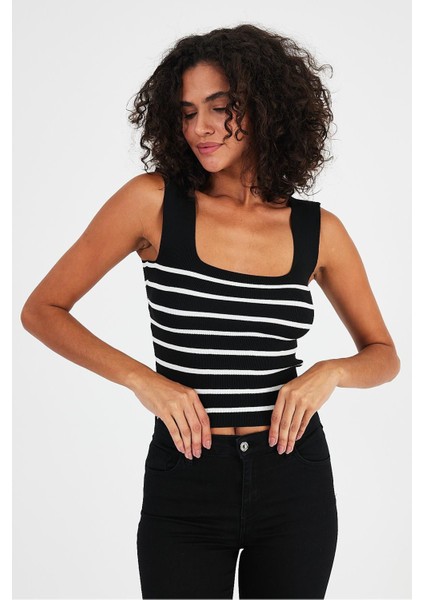 Kare Yaka Çizgili Crop ATLET(A92341-S)