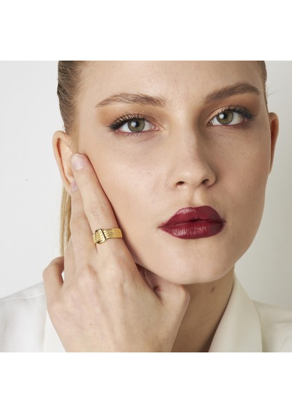 Klasik Tokalı Dört Sıralı Yüzük fırsatları