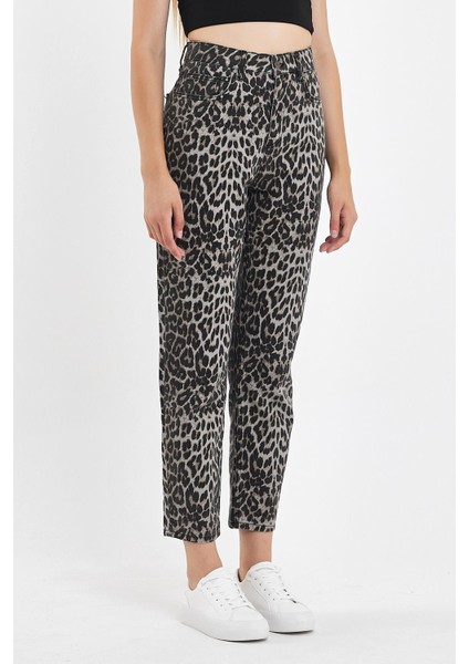 - Kadın Leopar Desenli Yüksek Bel 5 Cep Mom Fit Denim Pantolon fırsatları