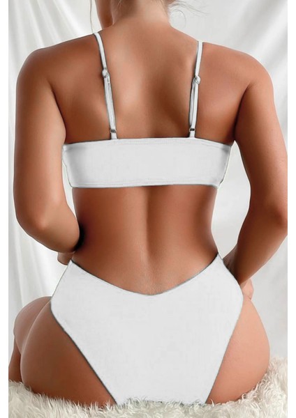 Kadın Beyaz Ip Detaylı Astarlı V Kesim Üçgen Bikini Takım HZL24S-LC2234 modelleri