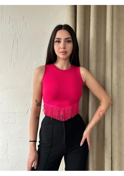 Kadın Halter Yaka Püsküllü Kolsuz Crop Top