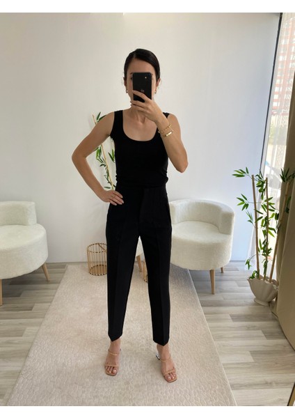 Siyah Oval Yaka Atlet fiyatları