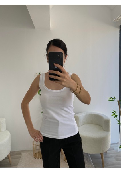 Beyaz Oval Yaka Atlet fiyatları