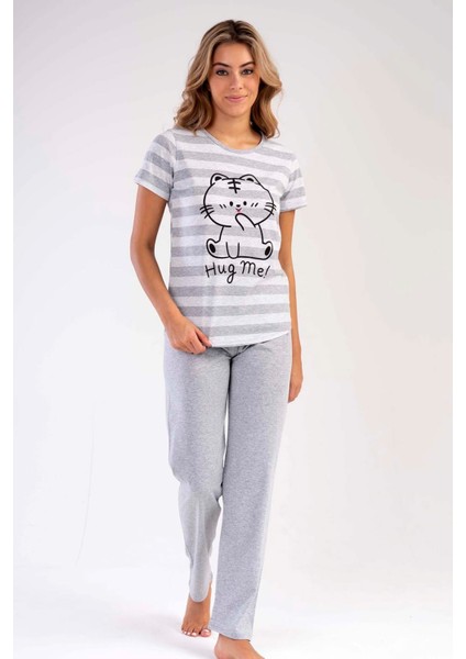 Kadın Gri Kısa Kollu Desenli Bisiklet Yaka Oval Etek Süprem Pijama Takımı fiyatları