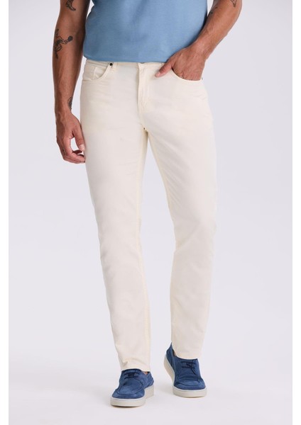 Ekru Comfort Fit Pamuklu Rahat Kesim 5 Cep Pantolon