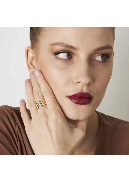 Desenli Yanlarla Üç Sıralı Yüzük fırsatları