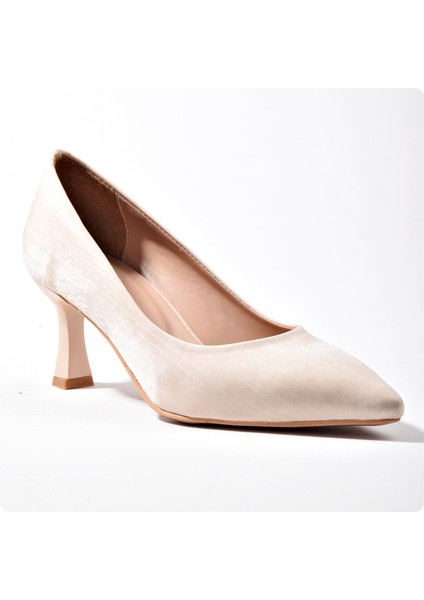 320 Kadın Klasik Kısa Topuk Stiletto