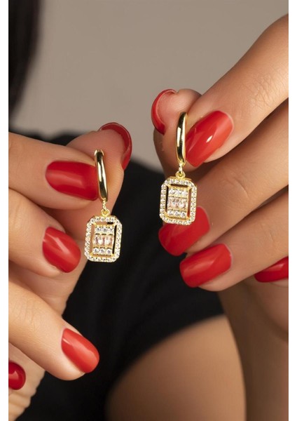 925 Ayar Baget Taşlı Gümüş Küpe