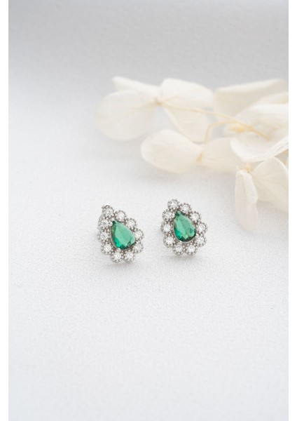 925 Ayar Gümüş Zümrüt Yeşili Minik Damla Küpe fiyatları