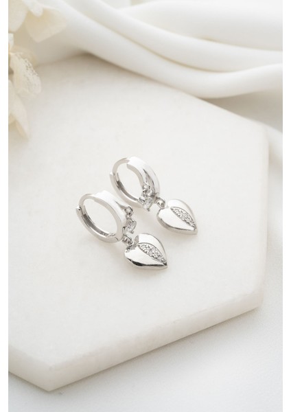 925 Ayar Gümüş Çift Taşlı Kalp Küpe fırsatları