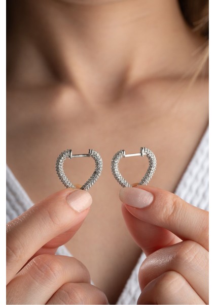 925 Ayar Gümüş Zirkon Taşlı Kalp Küpe