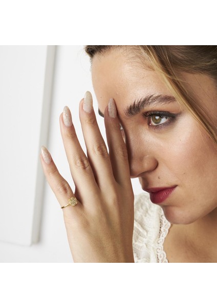 Çiçek Desenli ve Taşlı Yüzük fırsatları