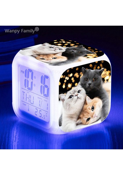 Mor Dua Eden Yavru Kedi 7 Renk Değiştiren LED Dijital Çalar Saat Öğrenci Yatak Odası Uyanma Zamanlayıcısı Masa Saati Çocuk Odası Ev Dekoru Kedi Bebek (Yurt Dışından) modelleri