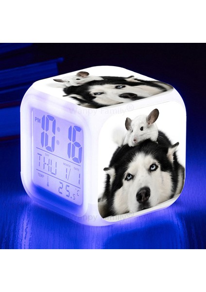 Çikolata Sevimli Husky Köpek Çalar Saat 7 Renk Değiştiren LED Dijital Saat Öğrenci Yatak Odası Çalışma Küçük Gece Lambası Masa Saati Çocuklar Için Hediye (Yurt Dışından)