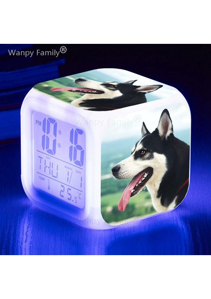 Çikolata Sevimli Husky Köpek Çalar Saat 7 Renk Değiştiren LED Dijital Saat Öğrenci Yatak Odası Çalışma Küçük Gece Lambası Masa Saati Çocuklar Için Hediye (Yurt Dışından)