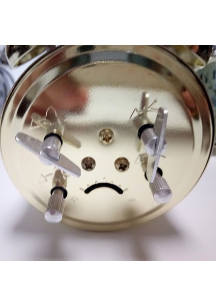 Altın Mekanik Çalar Saat Manuel Wind Up Vintage Metal Erteleme Masa Saati Ekran Sevimli Sürüm Ev Dekorasyon Malzemeleri (Yurt Dışından) modelleri