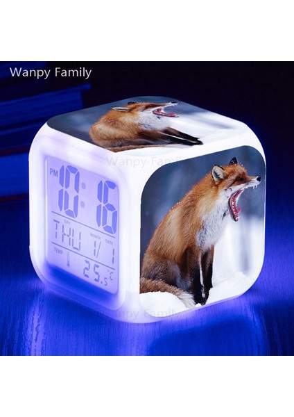 Gümüş 26 Stil Süper Güzel Tilki Posteri Çalar Saat 7 Renk Değişen Küp Uyandırma Zamanlayıcısı Öğrenci Ofis Konferans Odası Masası Saat Doğum Günü Hediyesi Çocuklar Için (Yurt Dışından)