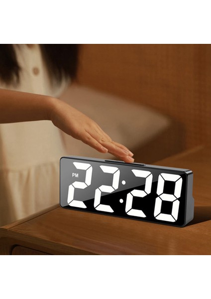 B Dijital LED Alarm Saati Aynalı USB Pil Çift Güç 2 Seviye Ayarlanabilir Parlaklık Ofis Seyahati Için Masa Saati (Yurt Dışından) indirimleri