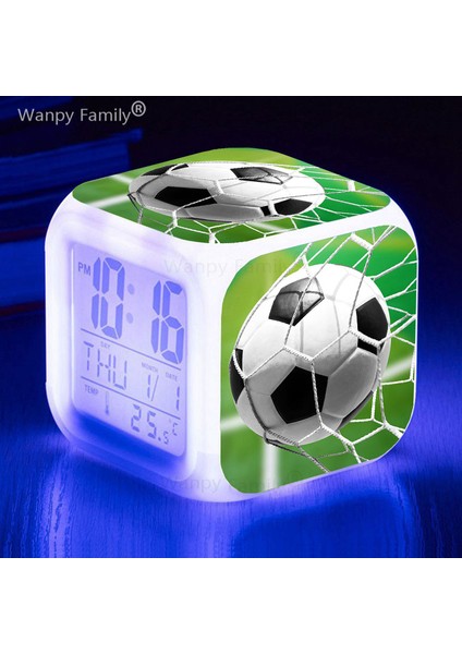 USB Kablo 7 Renk Değiştiren Futbol LED Çalar Saat Erkek Kız Hediyeler Öğrenci Odası Çok Işlevli Uyanma Zamanlayıcısı Taşınabilir Masa Saati (Yurt Dışından) fiyatları