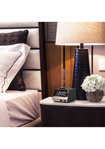 Siyah K11 Bluetooth Uyumlu 4.2 Radyo Çalar Saat Hoparlör 2 USB Bağlantı Noktalı LED Dijital Çalar Saat Ev Dekorasyonu Masa Saati (Yurt Dışından) fırsatları