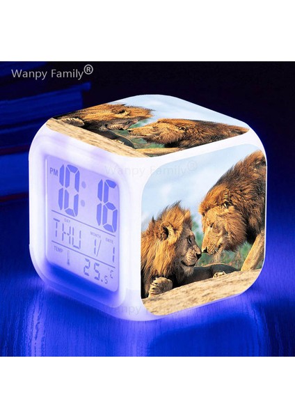 Plum 7 Renk Parlayan Aslan Kral LED Çalar Saat Çocuk Oyuncak Hediyeleri Öğrenci Odası Uyanma Zamanlayıcısı Sıcaklıklı Taşınabilir Masa Saati (Yurt Dışından)