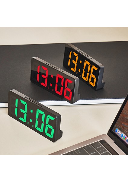 Yeşil Dijital Çalar Saat, 2 Alarmlı LED Büyük Sayı Saati, Ses Kontrolü Pil Yedekleme / USB Gücü, Otomatik Parlaklık Saatleri (Yurt Dışından) fırsatları