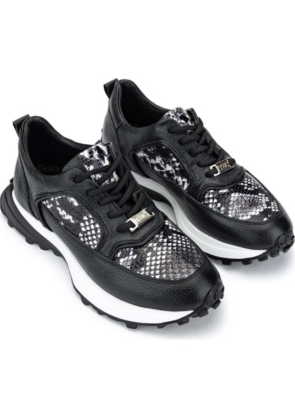 Kadın Siyah Sneakers & Spor Ayakkabı 231 2904-24 Bn Ayk Y24 Siyah/Beyaz fiyatları