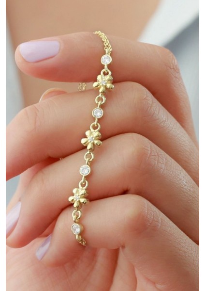 925 Ayar Gold Çiçek Zirkon Taşlı Gümüş Bileklik